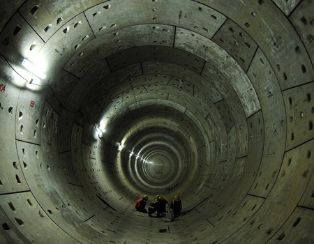 delhi metro tunnel