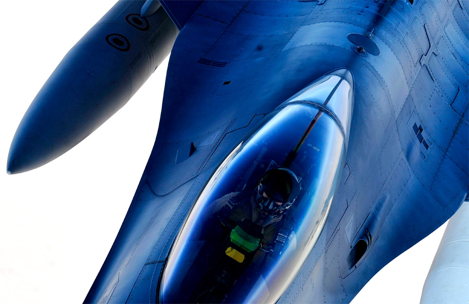blue f-16 close-up