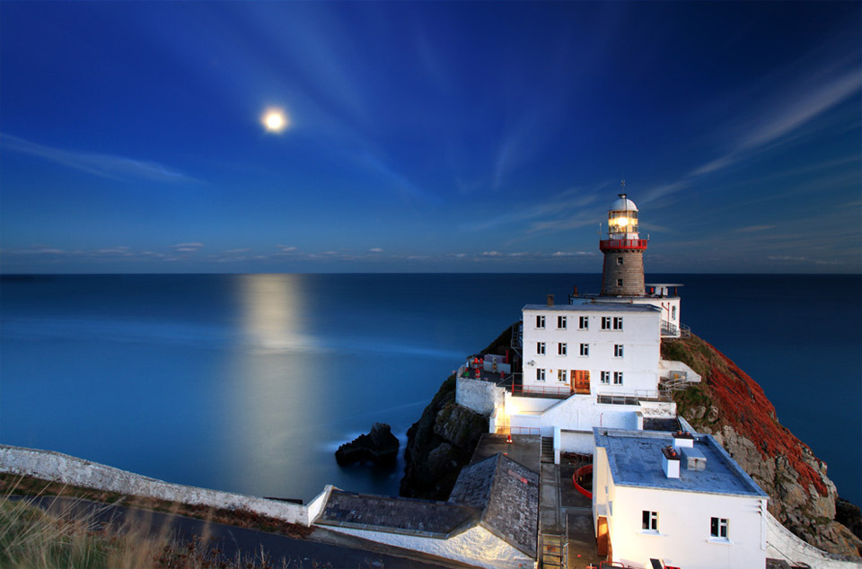 moonrise lighthouse