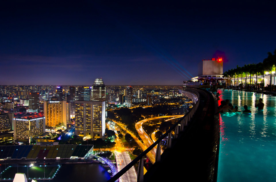 singapore`s sky park pool at night