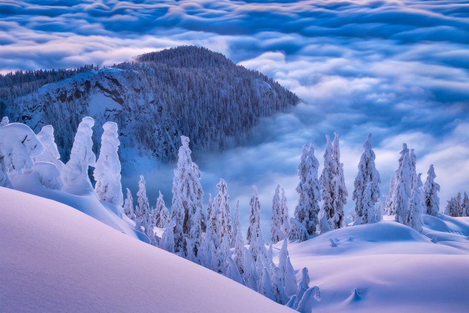 stunning view above the clouds