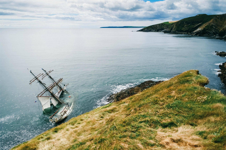 95-Year-Old ship run aground off the west coast of ireland