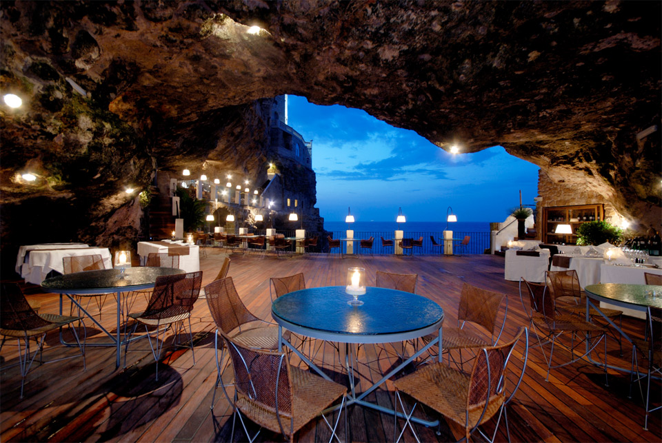 restaurant inside a cave, italy
