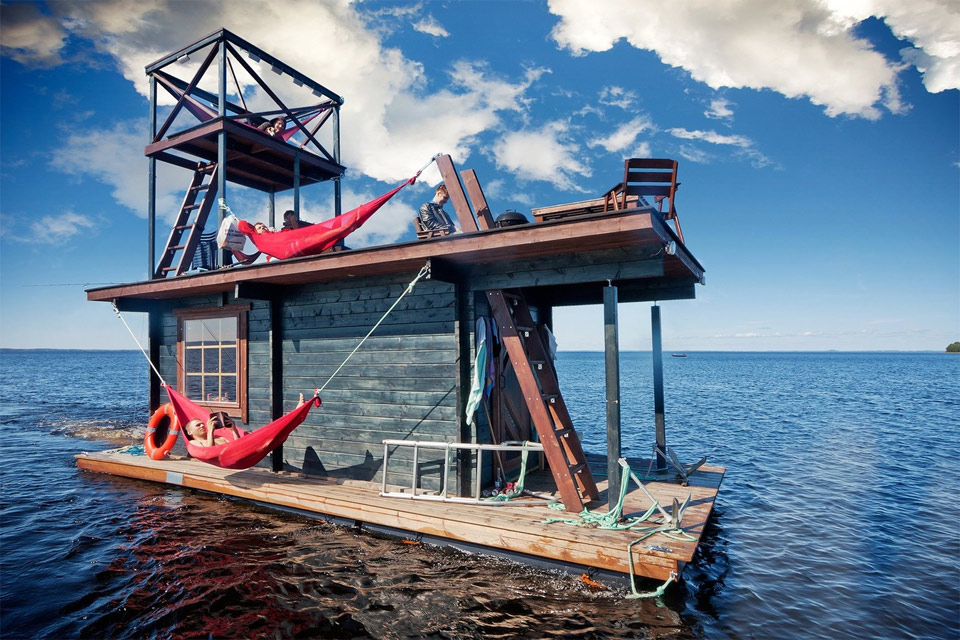 floating home with sauna