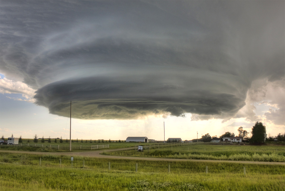 supercell over nebraska that later spawned three tornadoes