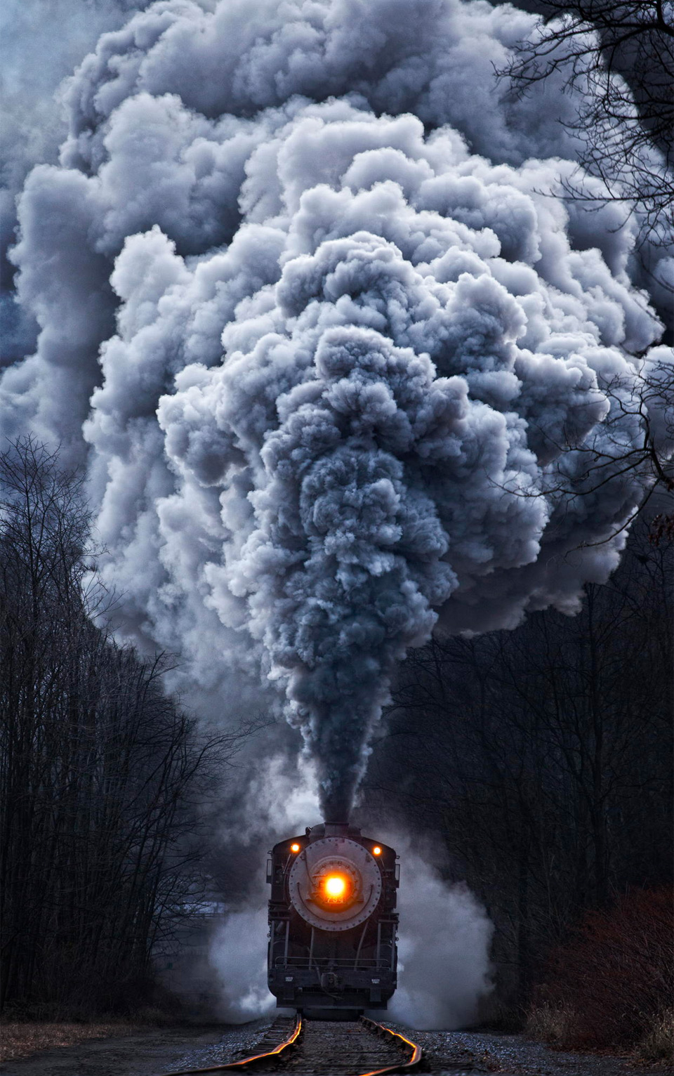 powerful train locomotive