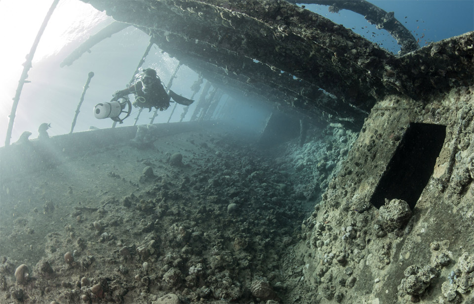 diving inside shipwreck