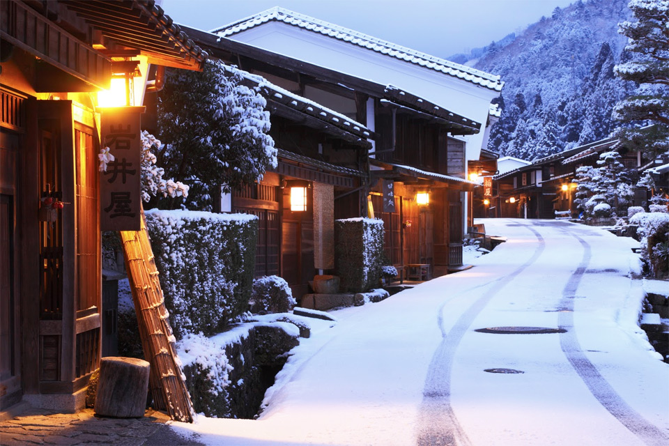 winter in japan