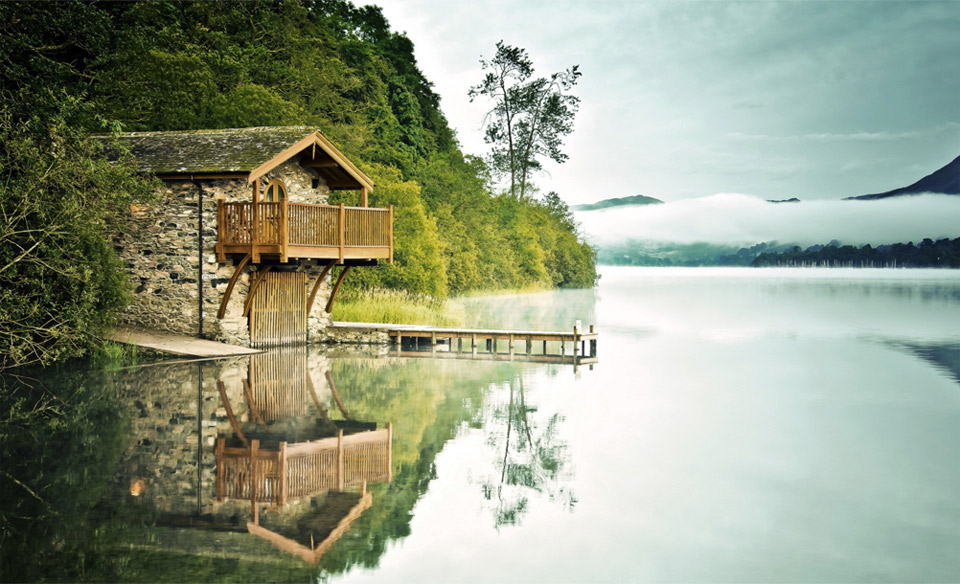 Lake House In Japan