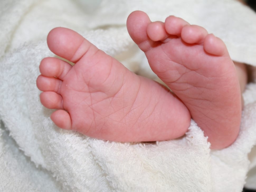 baby-feet-toes-newborn-infant-skin-wallpaper-preview