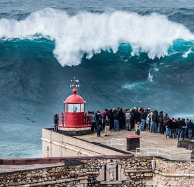 Giant Wave, Nazare, Portugal