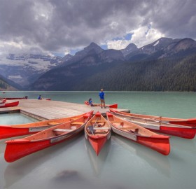 red canoes at banff national park