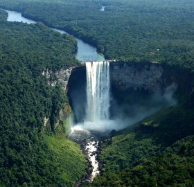 the world`s largest drop water fall, kaieteur falls