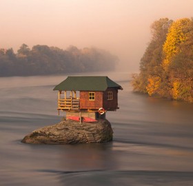 house in the middle of the river, serbia