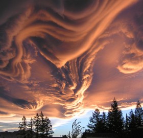 asperatus clouds over new zealand