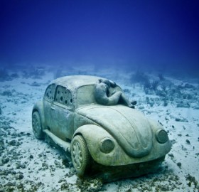 underwater car statue