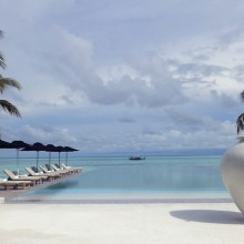 senses pool at lux maldives resort