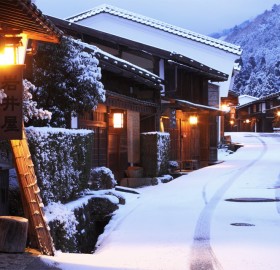 winter in japan
