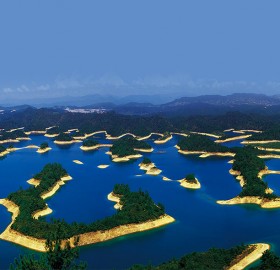 Thousand Islands Lake, China
