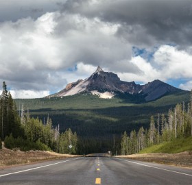 Road To Mount  Thielsen, Oregon
