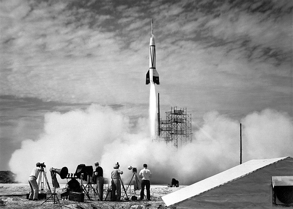 the-first-rocket-launch-from-cape-canaveral-1950