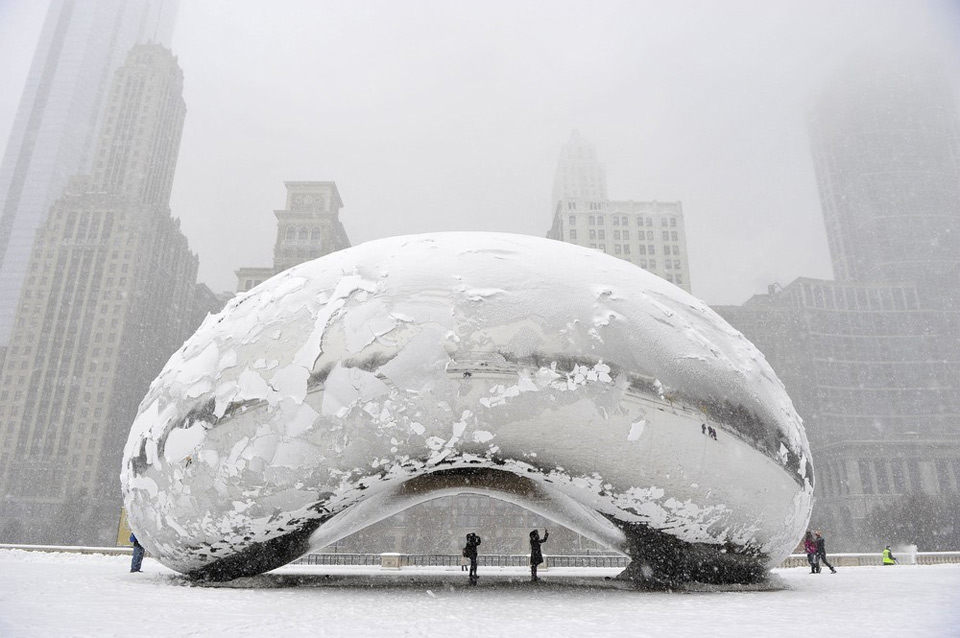 chicago bean covered in snow