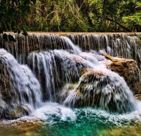 khoung si waterfall, laos