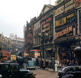 piccadilly circus, london, 1949