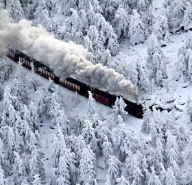 train goes to the snow, germany