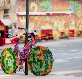 crochet bicycle – unusual street art