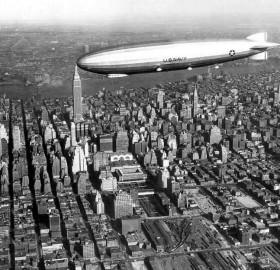 zeppelin above new york midtown, 1931