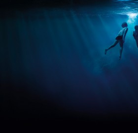 underwater couple