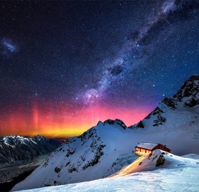 milky way over new zealand mountains