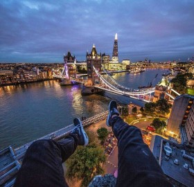 Rooftopping Over London 2